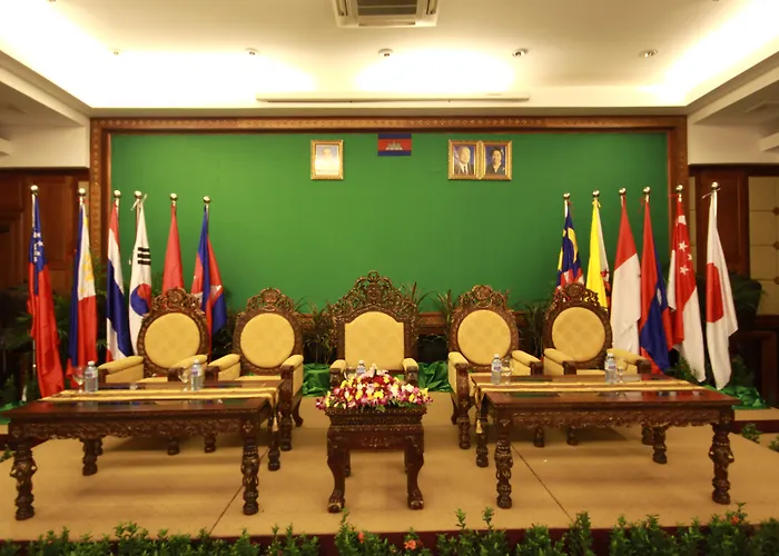 Hotel Empress Angkor &