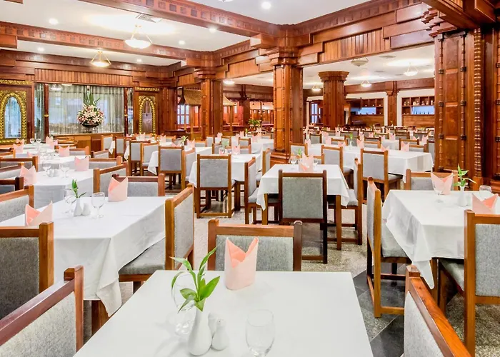 Empress Angkor & Hotel Siem Reap