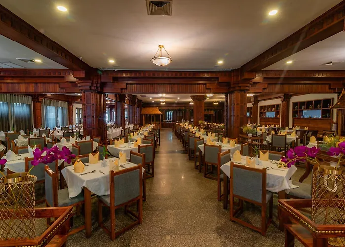 Empress Angkor & Hotel Siem Reap