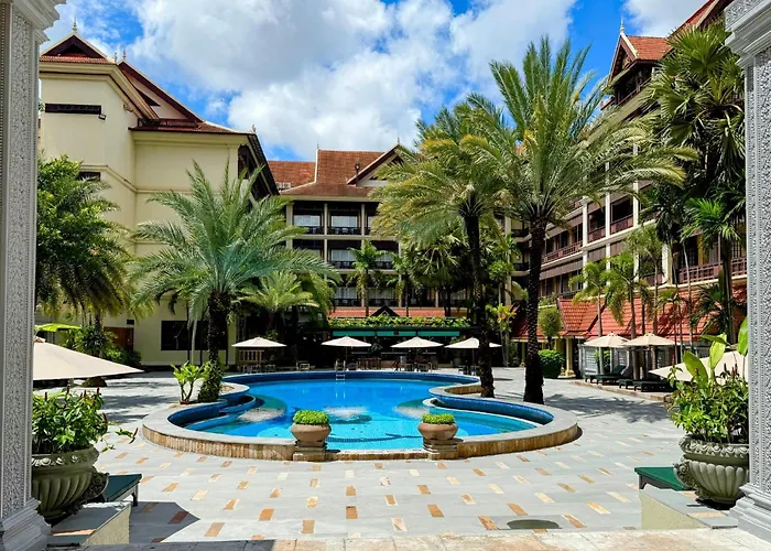 Empress Angkor & Hotel 5*