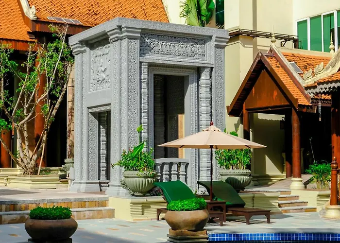Empress Angkor & 5* Siem Reap