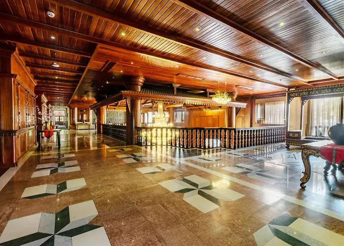 Empress Angkor & 5* Siem Reap