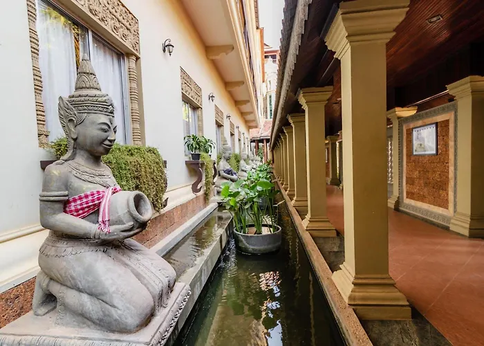 Empress Angkor & 5*