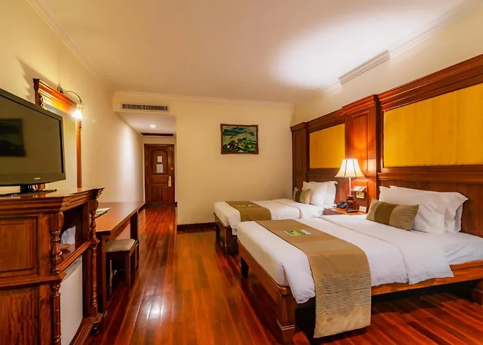 Empress Angkor & 5* Siem Reap